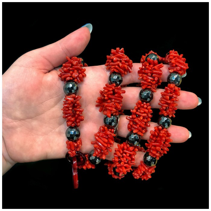 Coral and hematite necklace by Rajola!! Coral is traditional in Italian jewelry design, and Rajola's designs are a wonderful example of this beautiful material.